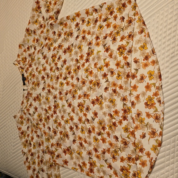 Floral Blouse - Picture 1 of 4